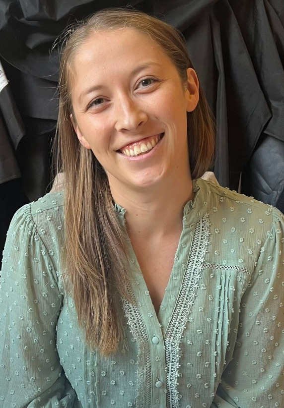 Photo of Lauren Bott, Chartered Physiotherapist